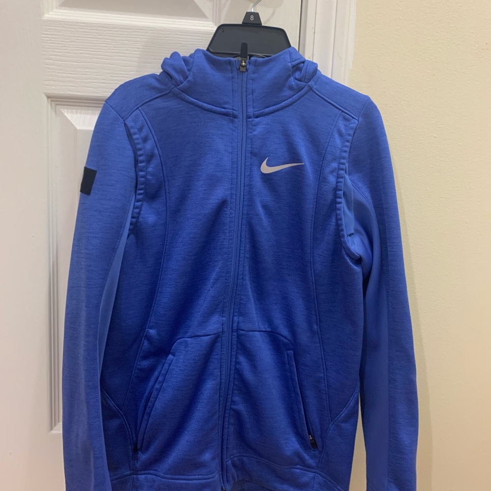Keven Durant zip up jacket from Nike line for youth boys size Large